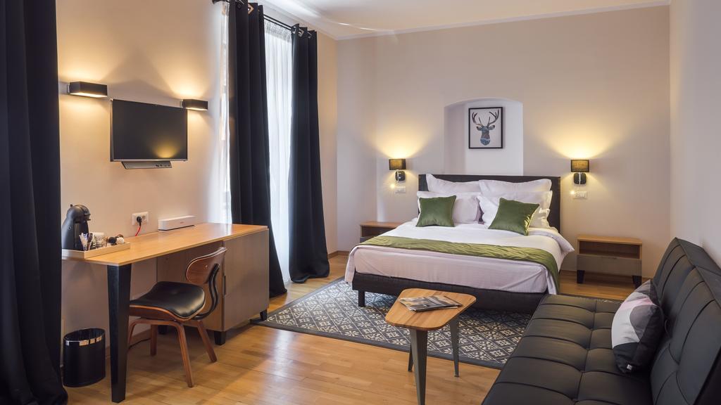 Antler Boutique Hotel Brasov Ngoại thất bức ảnh