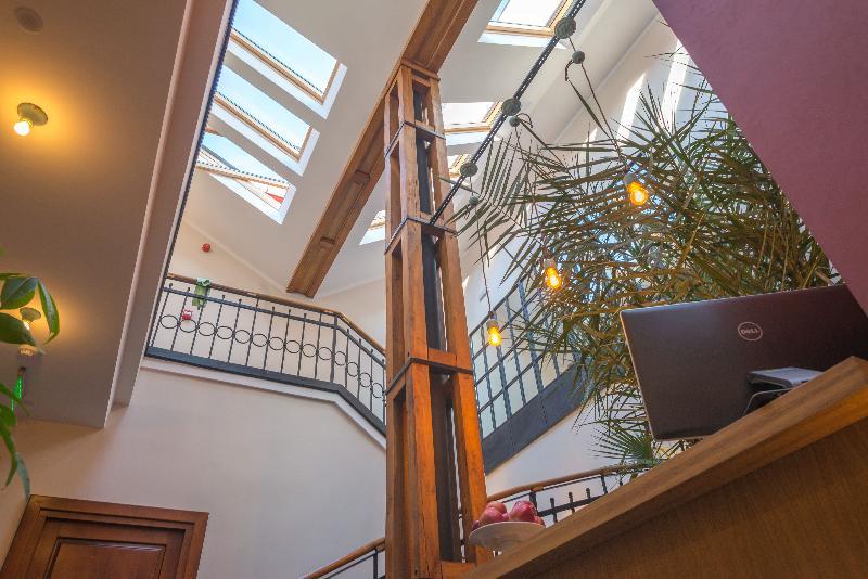 Antler Boutique Hotel Brasov Ngoại thất bức ảnh