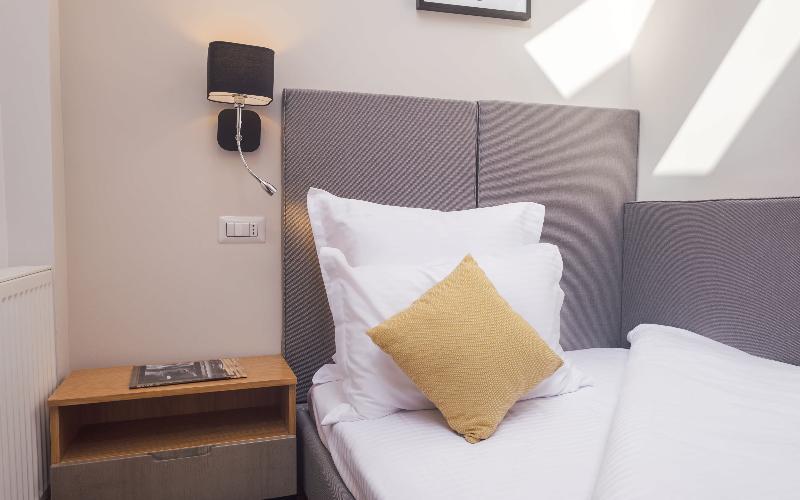Antler Boutique Hotel Brasov Ngoại thất bức ảnh