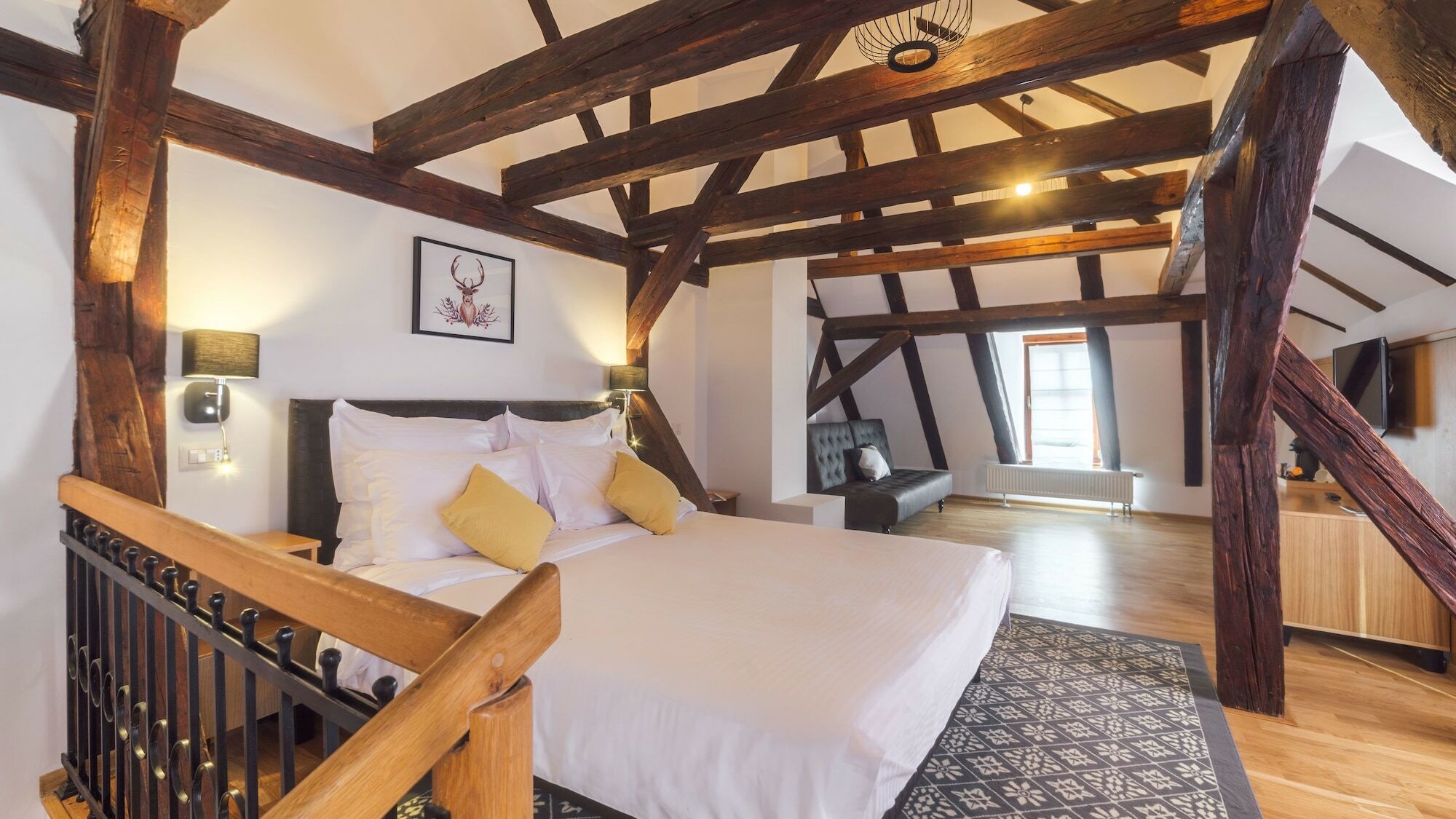 Antler Boutique Hotel Brasov Ngoại thất bức ảnh